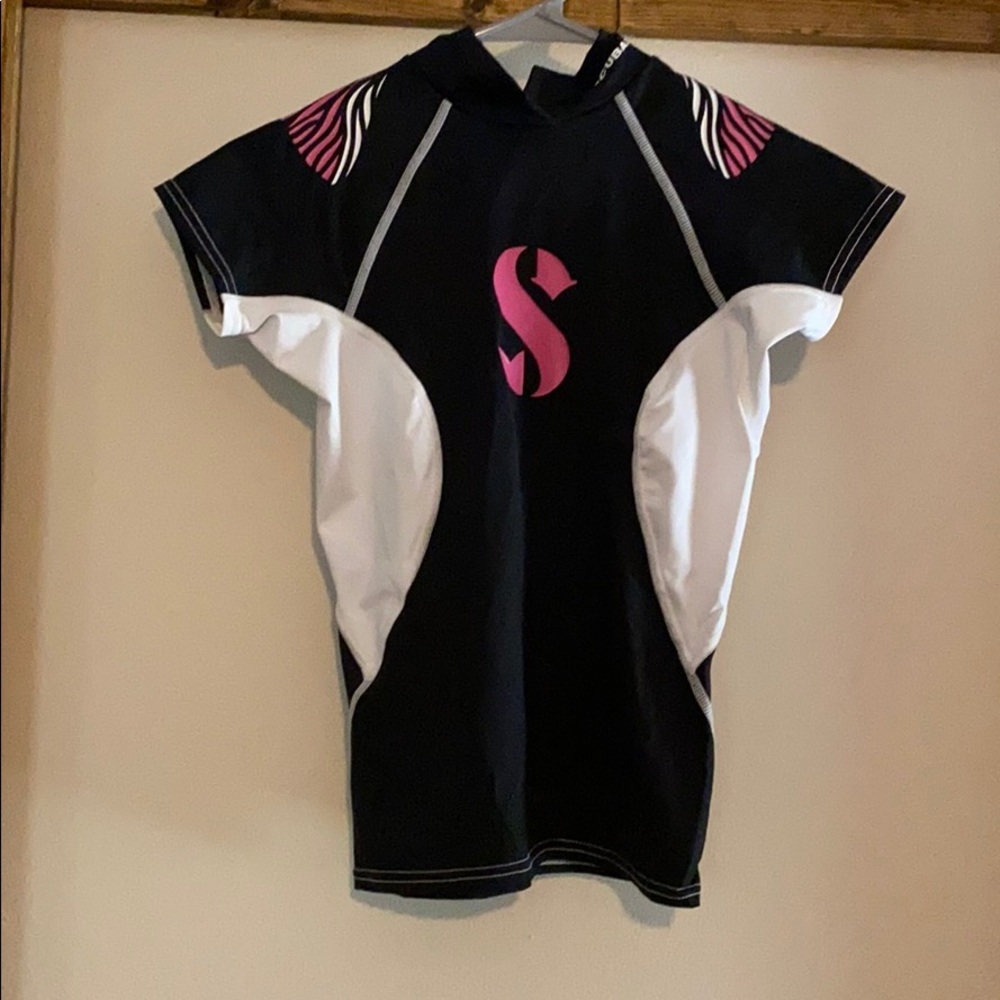 Scuba pro swim or dive shirt size small NEW